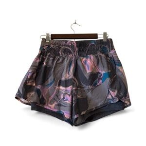 Avia Marble style Gray and Purple Athletic Shorts Size large with lining